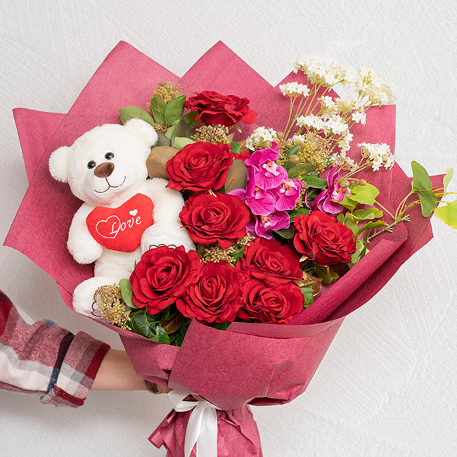 Riley Bear with Red Heart White (25cmST)